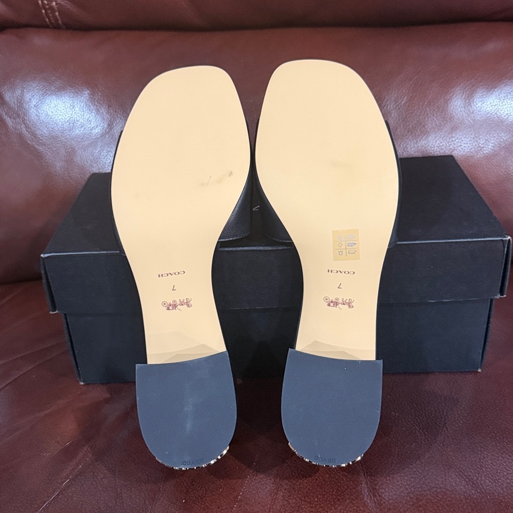 🔥🔥🔥NEW Coach Maggi Black Leather Heels Sandals - Picture 8 of 9